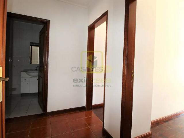 Apartment T4 in Glória e Vera Cruz, Aveiro