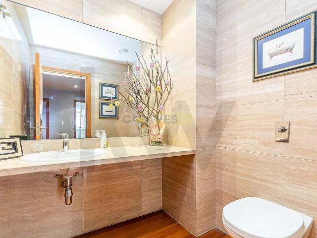 Apartment T4 in Lumiar, Lisboa