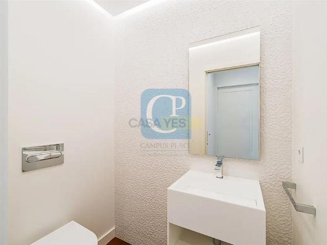 Apartment T4 in Matosinhos e Leça da Palmeira, Matosinhos