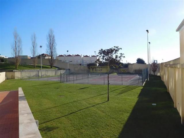 Apartment T4 in Matosinhos e Leça da Palmeira, Matosinhos