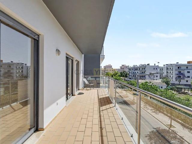 Apartment T4 in São Clemente, Loulé