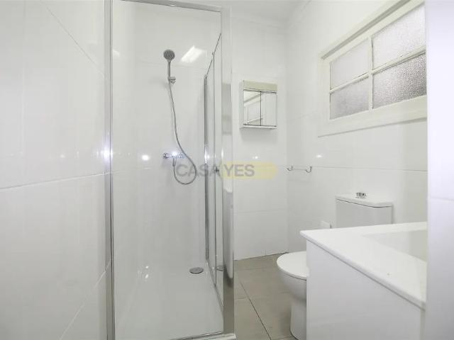 Apartment T4 in Santo António dos Olivais, Coimbra