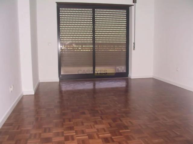 Apartment T4 in Setúbal São Julião, Nossa Senhora da Anunciada e Santa Maria da Graça, Setúbal