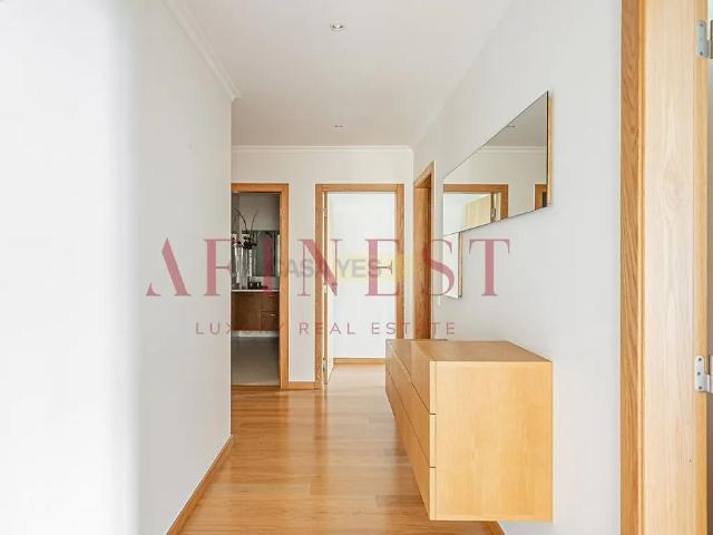 Apartment T4 in Sintra Santa Maria e São Miguel, São Martinho e São Pedro de Penaferrim, Sintra