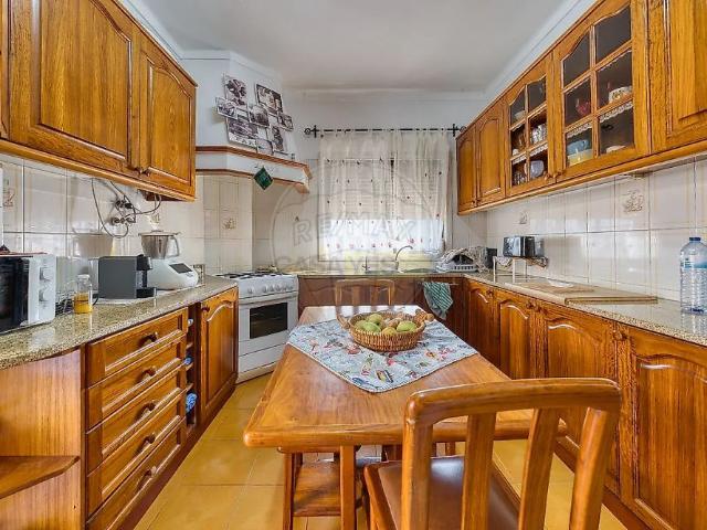 Apartment T4 in Pernes, Santarém