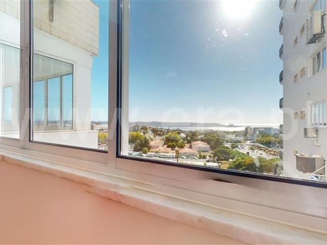 Apartment T4 / Lisboa, Torres do Restelo