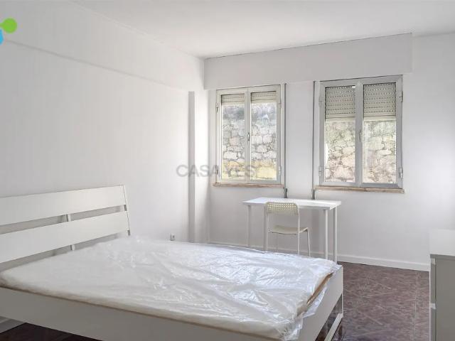 Apartment T5 in Covilhã e Canhoso, Covilhã