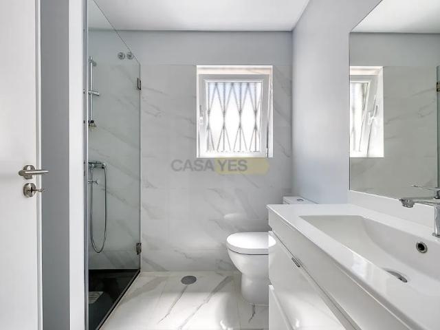 Apartment T5 in Cascais e Estoril, Cascais