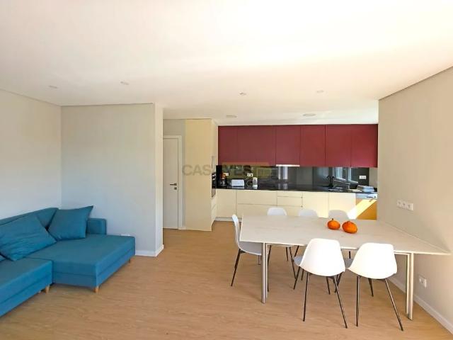 Apartment T5 in Areosa, Viana do Castelo