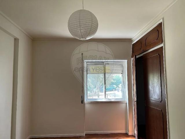 Apartment T5 in Oeiras e São Julião da Barra, Paço de Arcos e Caxias, Oeiras