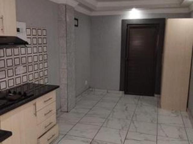 apartment to let in klerksdorp cbd