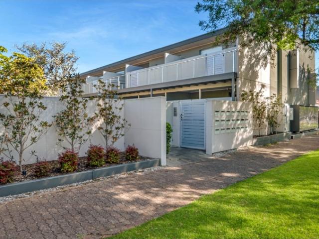 apartment to let in 14/61 Childers Street, North Adelaide 2 bed