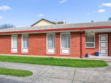 apartment to let in 2/15 17 Anthony Street, Largs Bay 2 bed