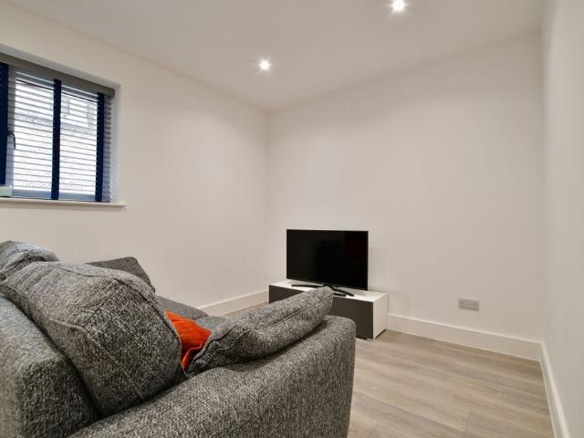 apartment to rent