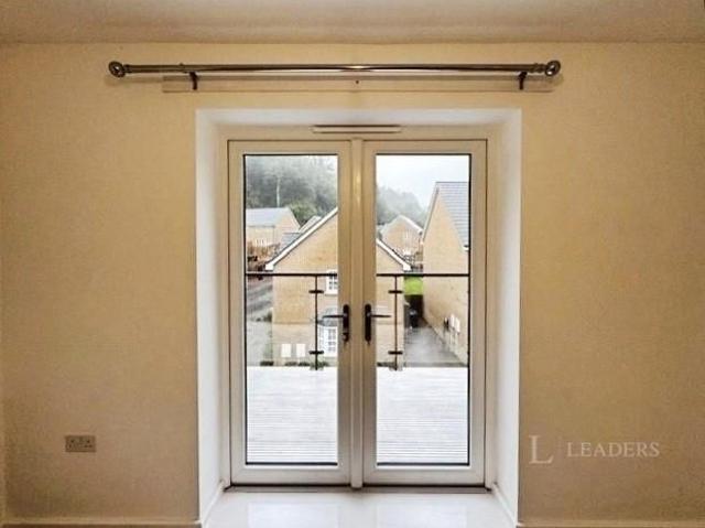 apartment to rent Electric Close, Godalming, Surrey, GU7