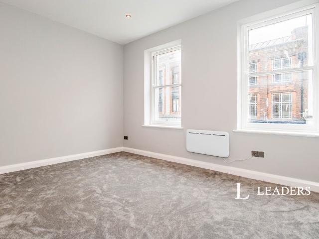 Apartment to rent in 57A Broad Street, Worcester, WR1 | Leaders