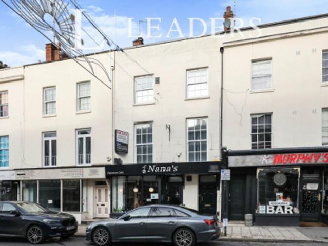 Apartment to rent in 31A Regent Street, Leamington Spa, CV32 | Leaders