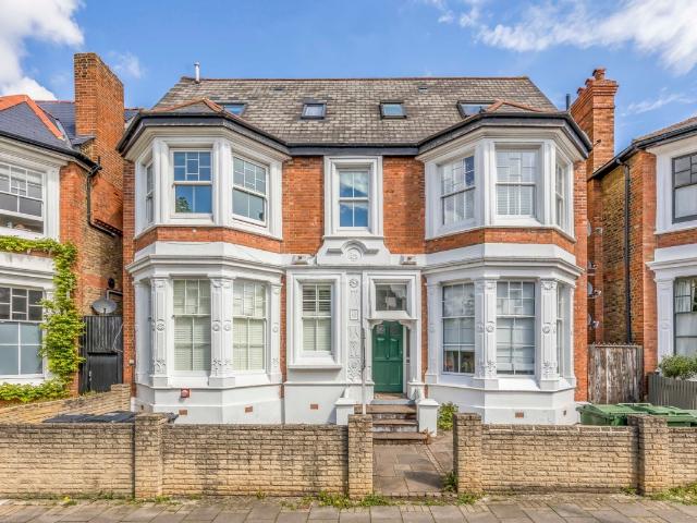 apartment to rent in Telford Avenue, Balham, SW2