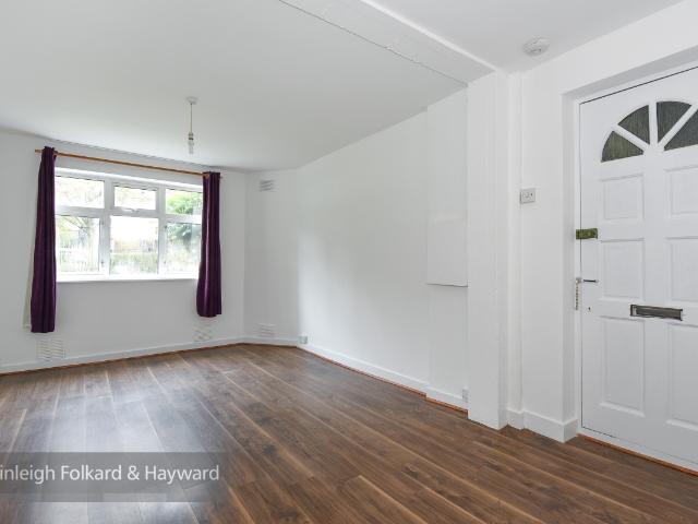 apartment to rent in The Copse, Fortis Green, London, N2