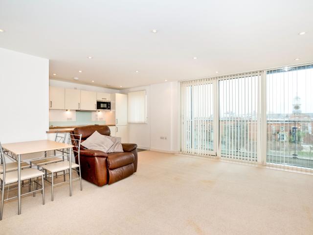 Apartment to rent in The Blue Building, Gunwharf Quays, Portsmouth, PO1 | Leaders