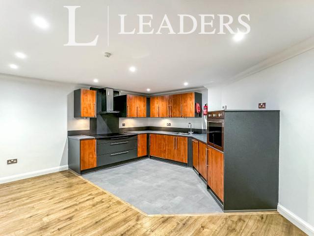 Apartment to rent in The Quay, Poole, BH15 | Leaders