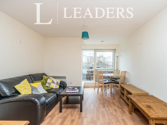 Apartment to rent in The Roundhouse, Gunwharf Quays, Portsmouth, PO1 | Leaders