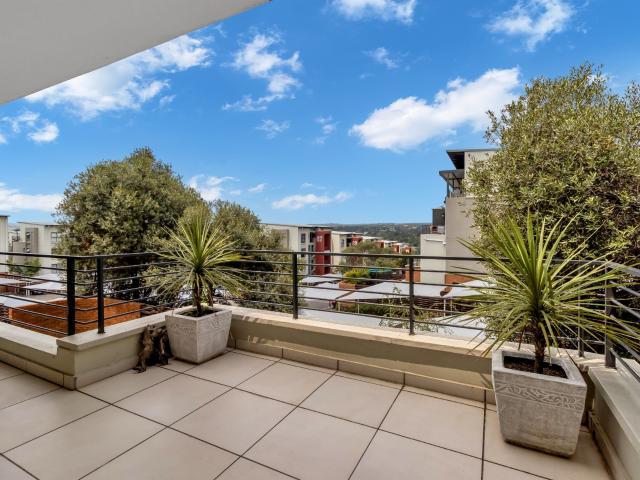 Apartment To Rent in The William Estate, Fourways, Sandton