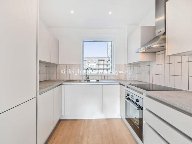 apartment to rent in Tide Street, Barking, IG11