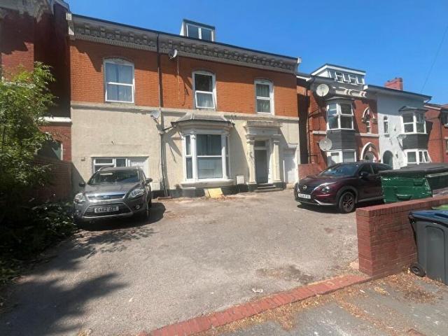 Apartment To Rent In Trafalgar Road, Moseley, B13