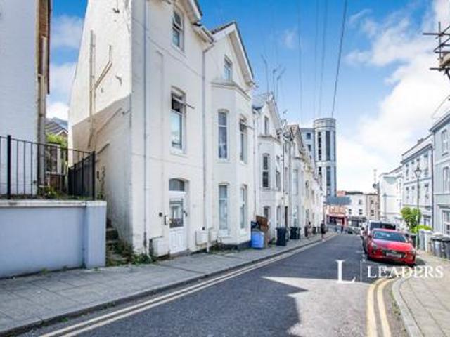 Apartment to rent in Tregonwell Road, Bournemouth, Dorset, BH2 | Leaders