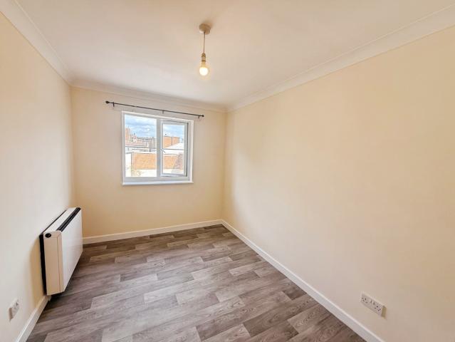 Apartment to rent in Upper Priory Street, Northampton, Northamptonshire, NN1 | Leaders
