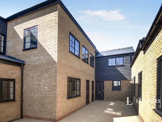 Apartment to rent in Victoria Avenue, Southend on Sea, Essex, SS2 | Leaders