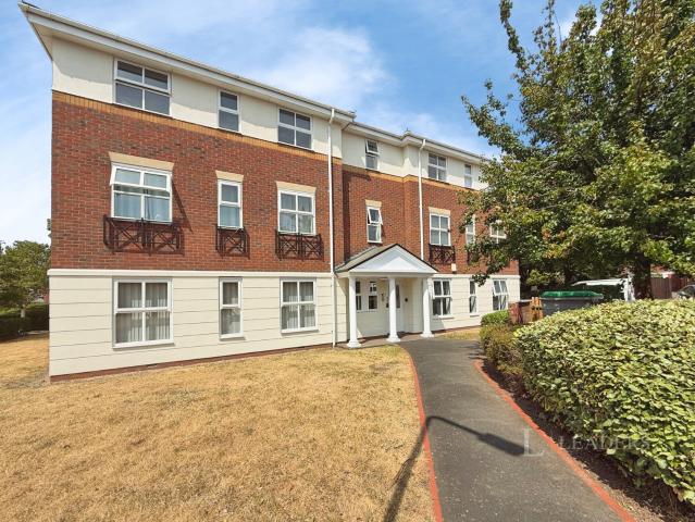 Apartment to rent in Victoria Gardens, Cradley Heath, West Midlands, B64 | Leaders