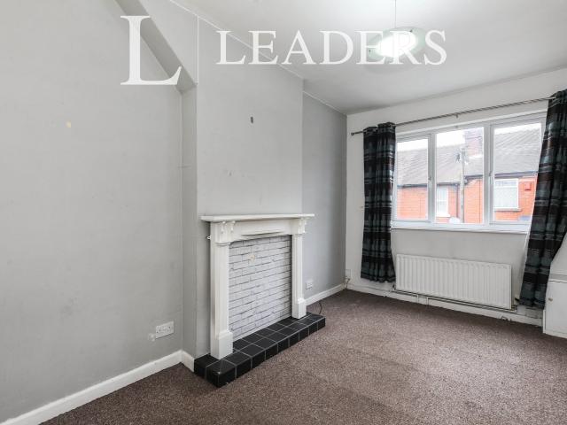 Apartment to rent in Watlands View, Newcastle, ST5 | Leaders