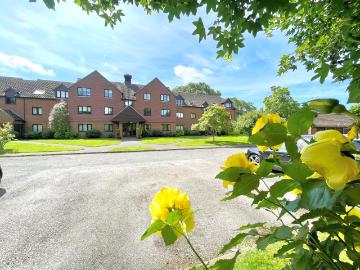 Apartment to rent in Wavendon Fields, Wavendon, Milton Keynes, Buckinghamshire, MK17 | Leaders