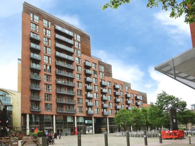 Apartment to rent in Wharf Approach, Leeds, West Yorkshire, LS1 | Leaders