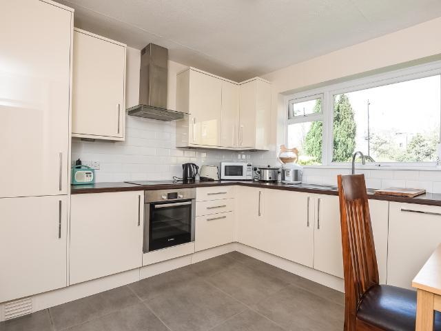 apartment to rent in Wimbledon Park Road, Southfields, London, SW18