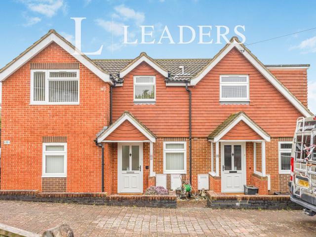 Apartment to rent in Windover Crescent, Lewes, BN7 | Leaders