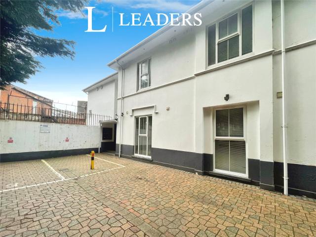 Apartment to rent in Wootton Gardens, Bournemouth, Dorset, BH1 | Leaders