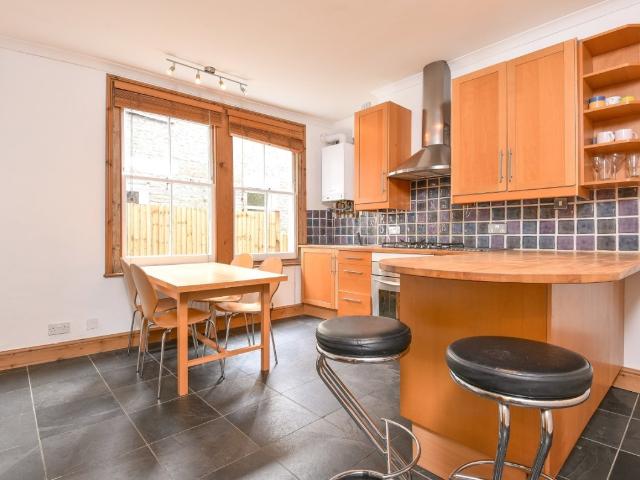 apartment to rent in Yukon Road, Balham, London, SW12