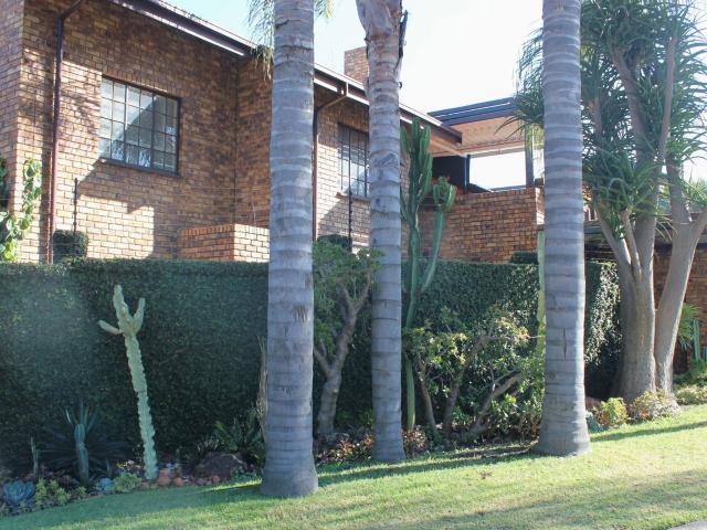 Apartment to rent in Zwartkop