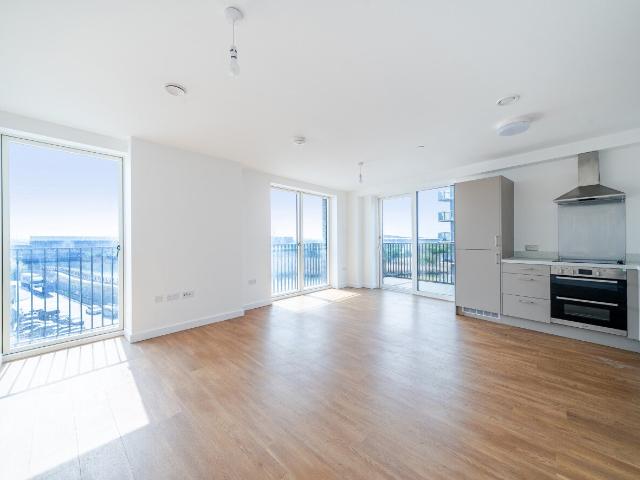 apartment to rent in Abbey Road, Barking, IG11