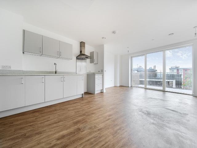 apartment to rent in Abbey Road, Barking, IG11