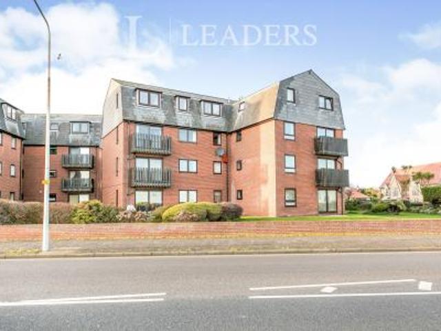 Apartment to rent in Ambleside Court, Marine Parade East, Clacton on Sea, CO15 | Leaders