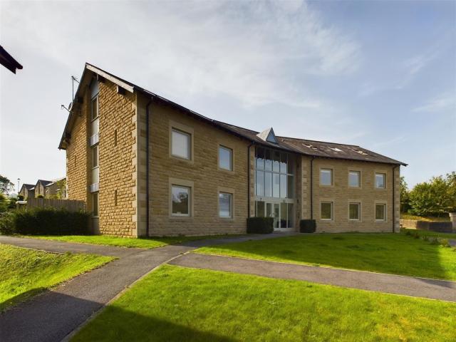 apartment to rent in Ashford Road, Bakewell