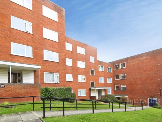 Apartment to rent in Arden Place, Luton, Bedfordshire, LU2 | Leaders