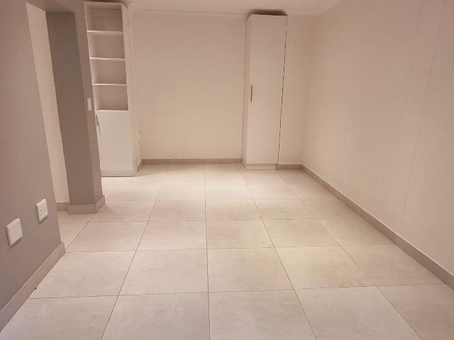 Apartment to rent in Bantry Bay