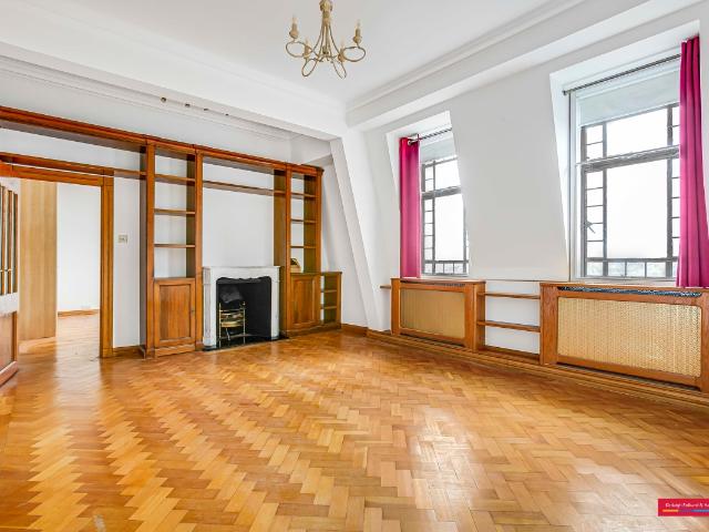 apartment to rent in Baker Street, Marylebone, London, NW1