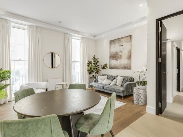 apartment to rent in Baker Street, Marylebone, London, NW1