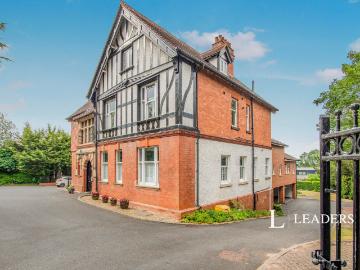 Apartment to rent in Battenhall Lodge, 60 Battenhall Road, Worcester, WR5 | Leaders